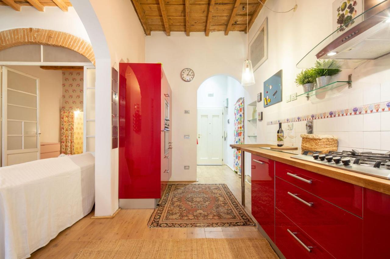 Colonna Romantic Apartment