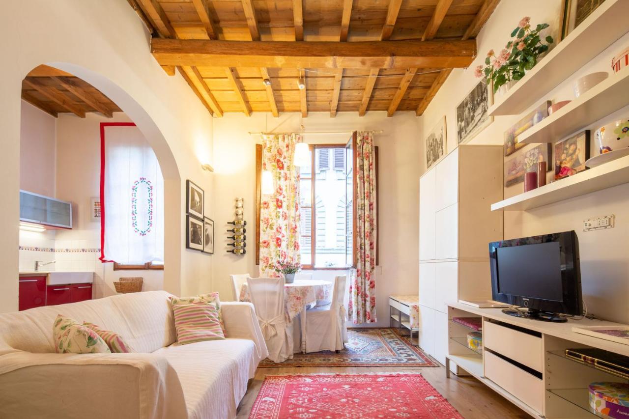 Colonna Romantic Apartment